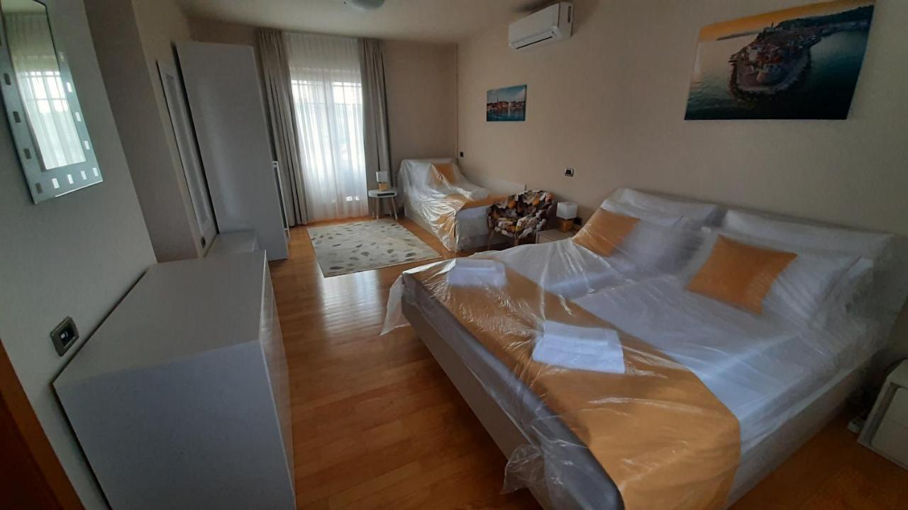 Relax Vila Kampel Koper Eksteriør billede