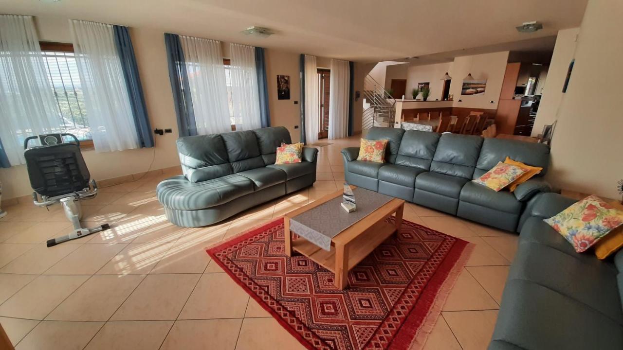 Relax Vila Kampel Koper Eksteriør billede