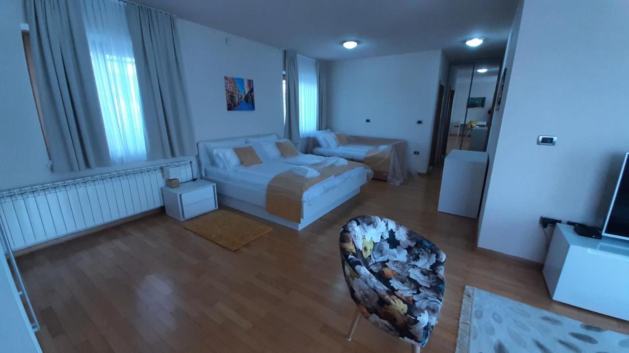 Relax Vila Kampel Koper Eksteriør billede